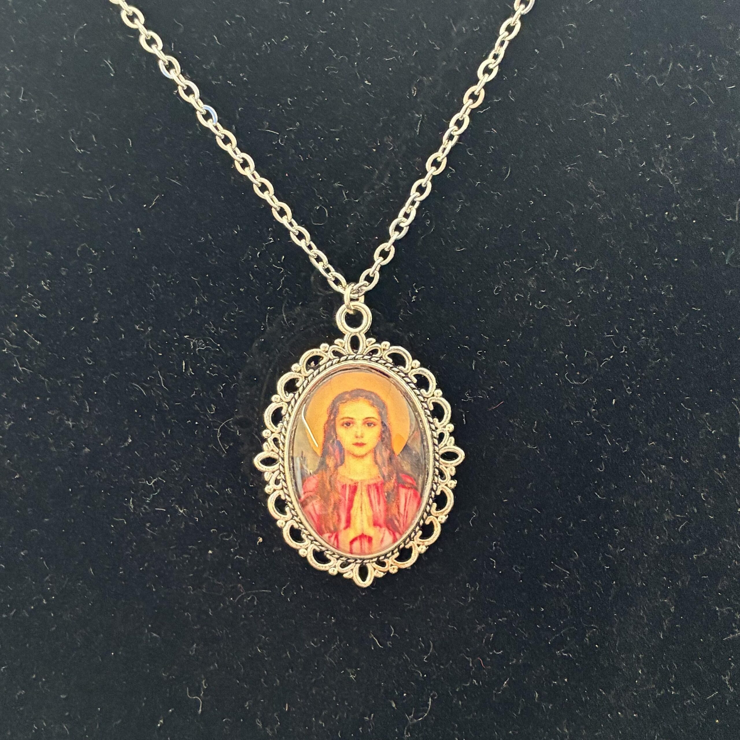 Catholic Saint Medalion with Chain